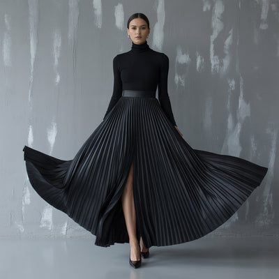 Isolde | Flowing Pleated Maxi Skirt